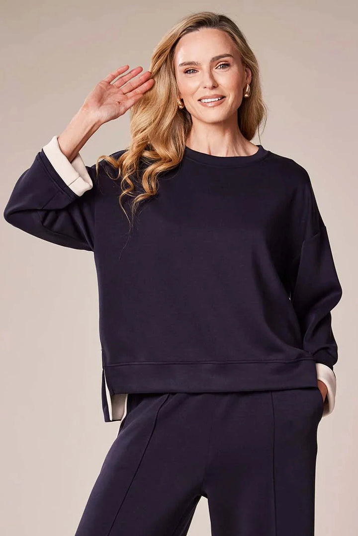 Decollage Navy Basic Crewneck Sweatshirt