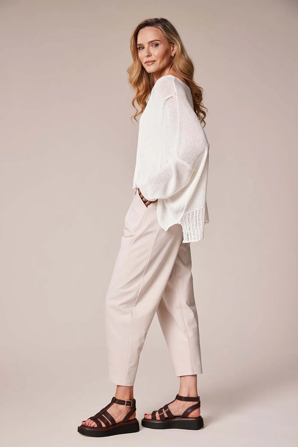 Decollage Sand Barrel Leg Trousers
