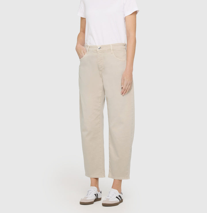 Mac Jeans Danni Ivory Barrel Authentic High Stretch Gabardine Jeans