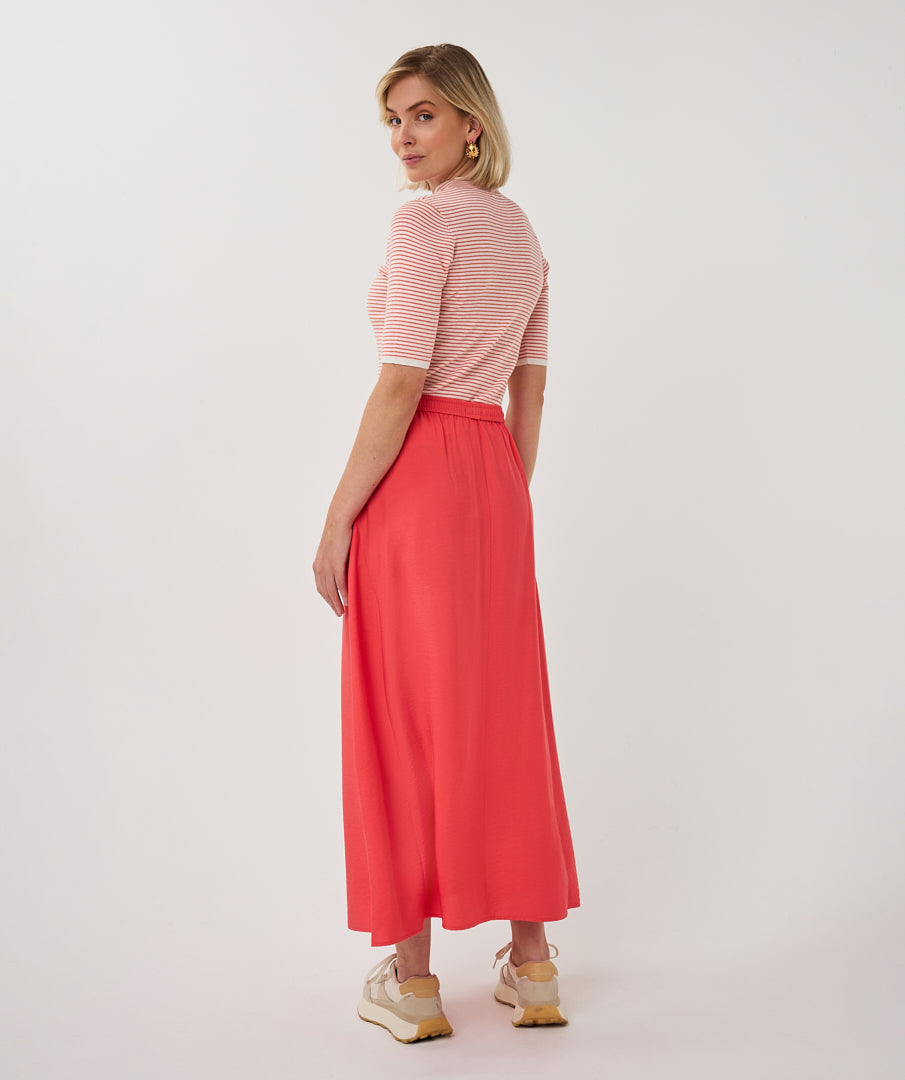 EsQualo Red Long Elastic Waist Skirt