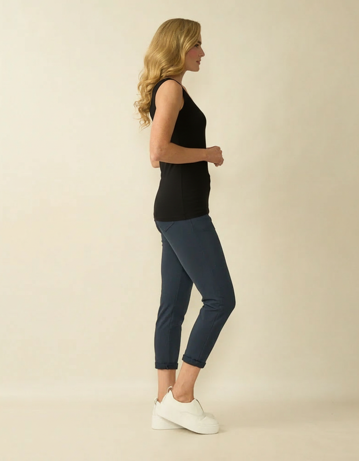 Decollage Black PIA Basic Vest